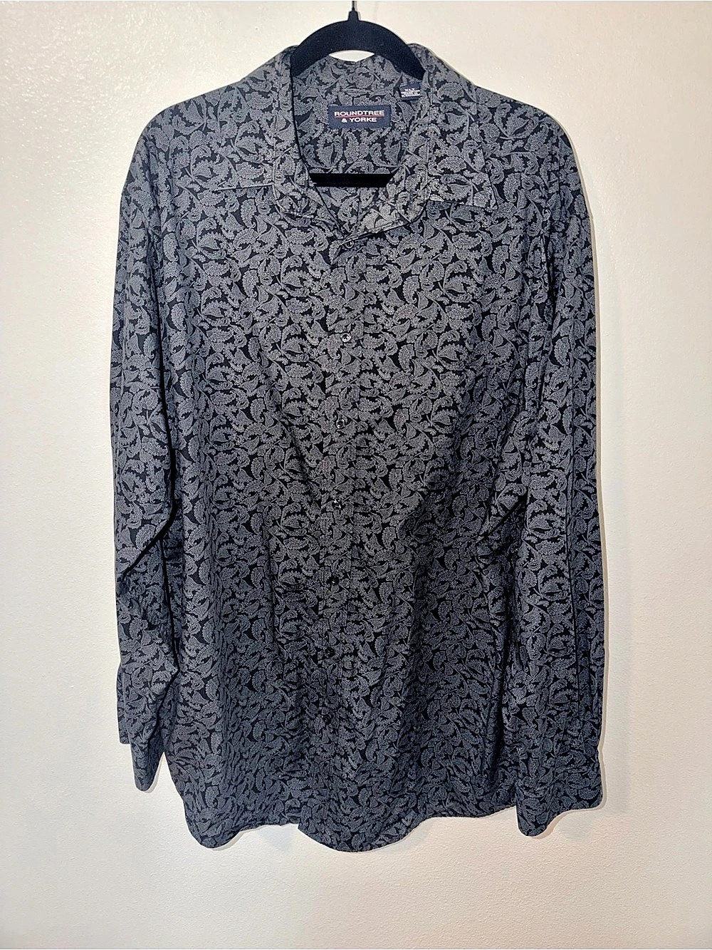 Roundtree & Yorke Long Sleeve Paisley Print Button-Down Shirt Gray Black
